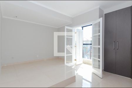 Casa à venda com 250m², 4 quartos e 6 vagasQuarto 4 - Suíte