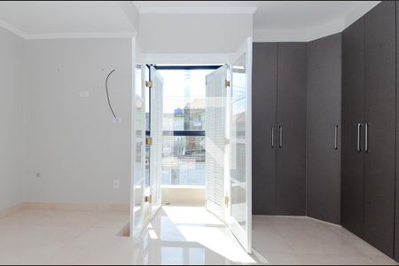 Casa à venda com 250m², 4 quartos e 6 vagasQuarto 4 - Suíte