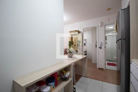 Apartamento à venda com 38m², 2 quartos e 1 vaga Apartamento à venda com 38m², 2 quartos e 1 vagaCozinha e Área de Serviço