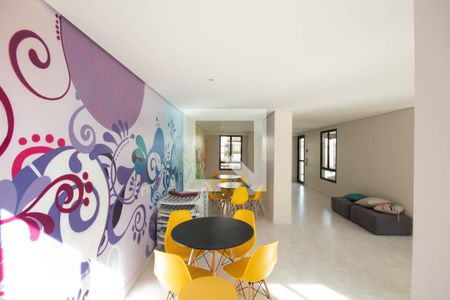 Apartamento à venda com 38m², 2 quartos e 1 vaga Apartamento à venda com 38m², 2 quartos e 1 vagaÁrea comum - Salão de festas