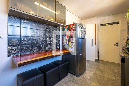 Apartamento à venda com 189m², 3 quartos e 3 vagas Apartamento à venda com 189m², 3 quartos e 3 vagasCozinha