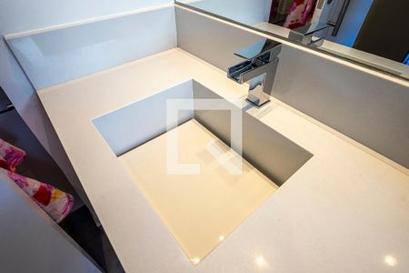 Apartamento à venda com 189m², 3 quartos e 3 vagas Apartamento à venda com 189m², 3 quartos e 3 vagasSuíte 2 - Banheiro
