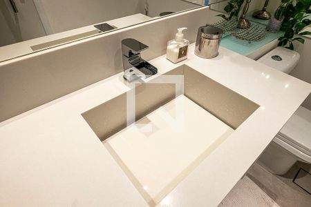 Apartamento à venda com 189m², 3 quartos e 3 vagas Apartamento à venda com 189m², 3 quartos e 3 vagasBanheiro Social