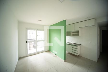 Sala de apartamento para alugar com 2 quartos, 47m² em Parque São Lourenço, São Paulo