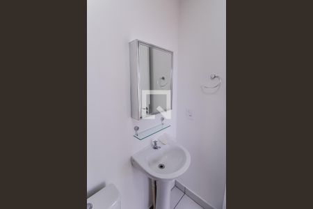 Apartamento à venda com 44m², 2 quartos e sem vaga Apartamento à venda com 44m², 2 quartos e sem vagaBanheiro