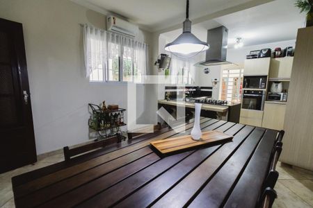 Casa à venda com 217m², 3 quartos e 4 vagasCozinha