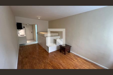 Quarto de kitnet/studio para alugar com 1 quarto, 30m² em Cerqueira César, São Paulo