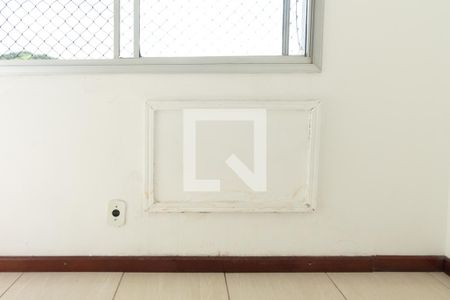 Detalhe do quarto 2 de apartamento para alugar com 2 quartos, 54m² em Jardim Sulacap, Rio de Janeiro