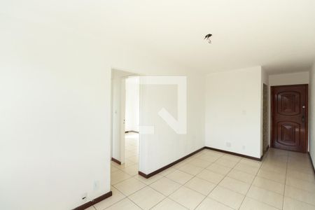 Sala de apartamento para alugar com 2 quartos, 54m² em Jardim Sulacap, Rio de Janeiro