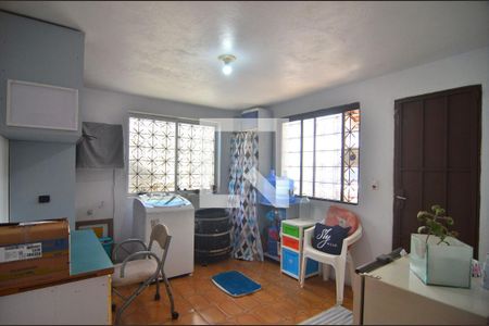 Casa à venda com 150m², 3 quartos e 3 vagasÁrea de serviço