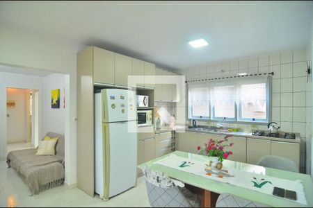 Casa à venda com 150m², 3 quartos e 3 vagasCozinha