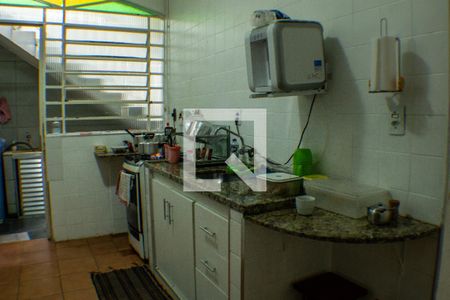 Casa à venda com 220m², 4 quartos e 4 vagas Casa à venda com 220m², 4 quartos e 4 vagasCozinha