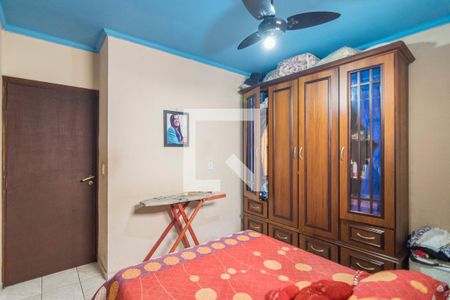 Casa à venda com 275m², 3 quartos e 8 vagas Casa à venda com 275m², 3 quartos e 8 vagasQuarto 1 Suite