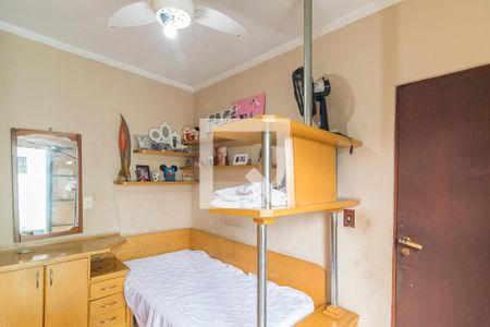 Casa à venda com 275m², 3 quartos e 8 vagas Casa à venda com 275m², 3 quartos e 8 vagasQuarto 3