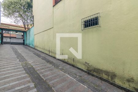 Casa à venda com 275m², 3 quartos e 8 vagas Casa à venda com 275m², 3 quartos e 8 vagasRampa da Garagem