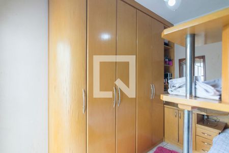 Casa à venda com 275m², 3 quartos e 8 vagas Casa à venda com 275m², 3 quartos e 8 vagasQuarto 3