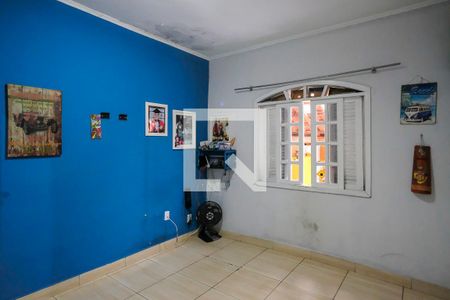 Casa à venda com 230m², 3 quartos e 2 vagasQuarto 1