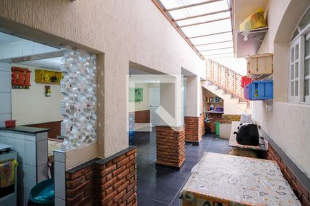 Casa à venda com 230m², 3 quartos e 2 vagasQuintal