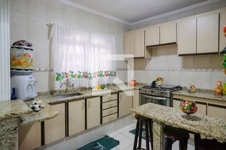 Casa à venda com 230m², 3 quartos e 2 vagasCozinha