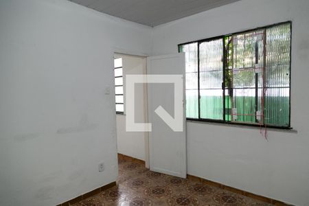 Quarto 1 de casa para alugar com 2 quartos, 75m² em Mutondo, São Gonçalo