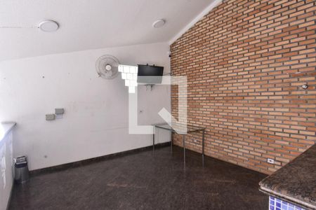 Apartamento à venda com 142m², 3 quartos e 2 vagas Apartamento à venda com 142m², 3 quartos e 2 vagasÁrea comum - Churrasqueira