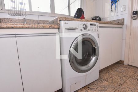 Apartamento à venda com 142m², 3 quartos e 2 vagas Apartamento à venda com 142m², 3 quartos e 2 vagasÁrea de Serviço