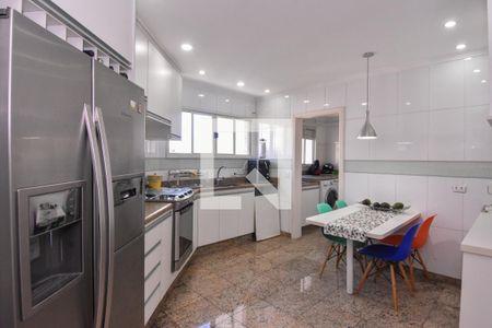 Apartamento à venda com 142m², 3 quartos e 2 vagas Apartamento à venda com 142m², 3 quartos e 2 vagasCozinha