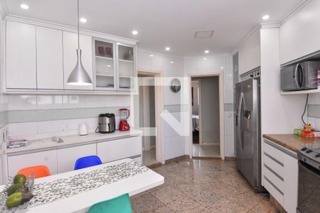 Apartamento à venda com 142m², 3 quartos e 2 vagas Apartamento à venda com 142m², 3 quartos e 2 vagasCozinha
