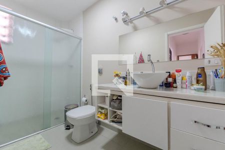 Apartamento à venda com 120m², 2 quartos e sem vagaBanheiro