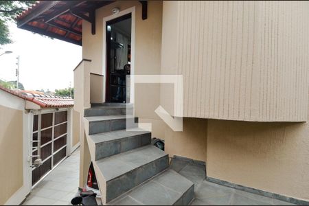 Casa à venda com 164m², 3 quartos e 3 vagasEntrada Social