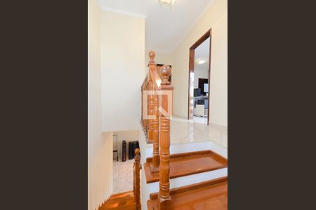 Casa à venda com 164m², 3 quartos e 3 vagasEscada dos Dormitórios