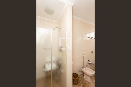 Apartamento à venda com 500m², 4 quartos e 3 vagas Apartamento à venda com 500m², 4 quartos e 3 vagasBanheiro da Suíte 2