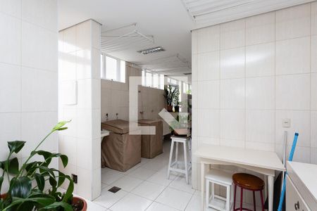 Apartamento à venda com 500m², 4 quartos e 3 vagas Apartamento à venda com 500m², 4 quartos e 3 vagasÁrea de Serviço