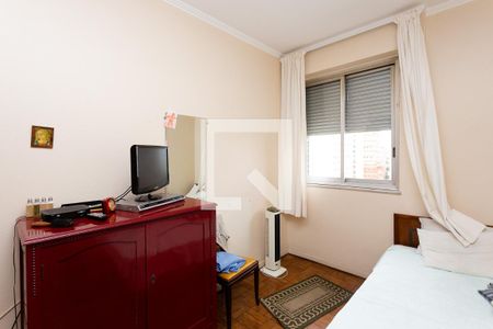 Apartamento à venda com 500m², 4 quartos e 3 vagas Apartamento à venda com 500m², 4 quartos e 3 vagasQuarto de Serviço 1