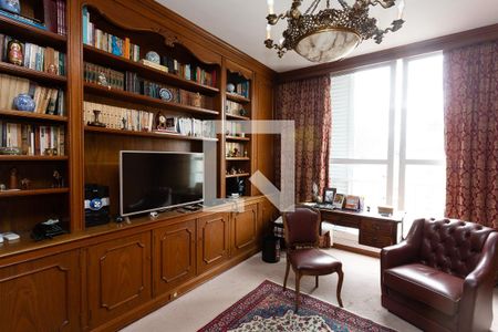 Apartamento à venda com 500m², 4 quartos e 3 vagas Apartamento à venda com 500m², 4 quartos e 3 vagasQuarto 1