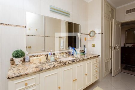 Apartamento à venda com 500m², 4 quartos e 3 vagas Apartamento à venda com 500m², 4 quartos e 3 vagasBanheiro da Suíte 3