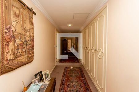 Apartamento à venda com 500m², 4 quartos e 3 vagas Apartamento à venda com 500m², 4 quartos e 3 vagasCorredor