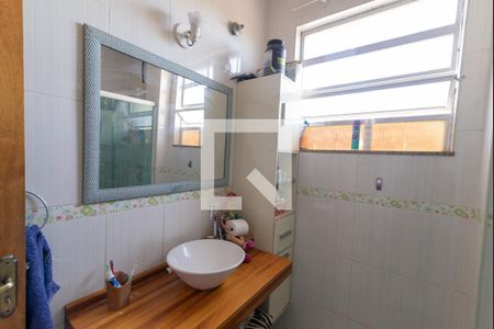 Casa à venda com 120m², 3 quartos e 1 vaga Casa à venda com 120m², 3 quartos e 1 vagaBanheiro Social