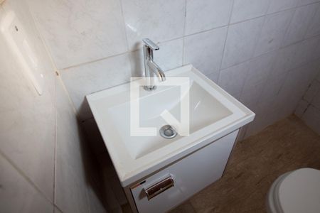 Casa à venda com 240m², 4 quartos e 4 vagasBanheiro de Serviço