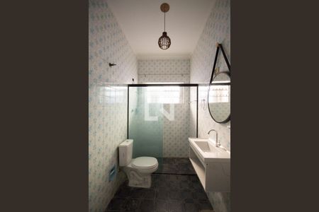 Casa à venda com 240m², 4 quartos e 4 vagasBanheiro Social