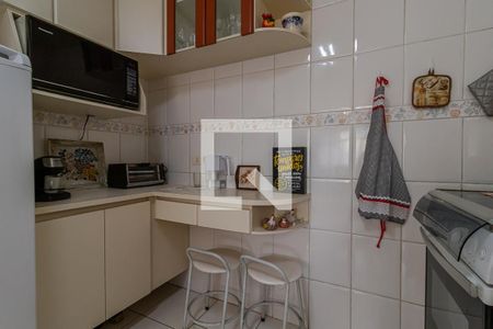 Casa à venda com 150m², 3 quartos e 2 vagas Casa à venda com 150m², 3 quartos e 2 vagasCopa e Cozinha
