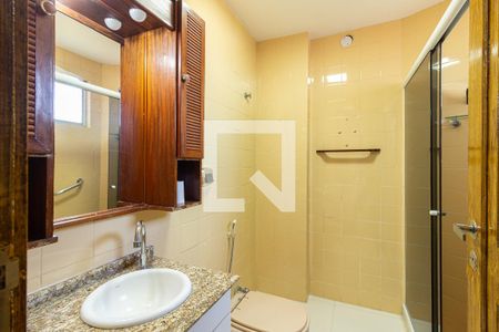 Apartamento para alugar com 65m², 2 quartos e 1 vaga Apartamento para alugar com 65m², 2 quartos e 1 vagaBanheiro