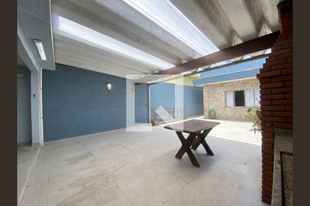 Casa à venda com 250m², 3 quartos e 3 vagasQuintal