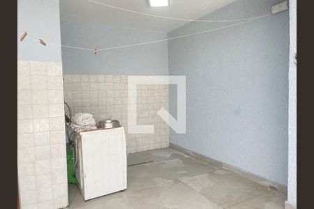 Casa à venda com 250m², 3 quartos e 3 vagasÁrea de Serviço