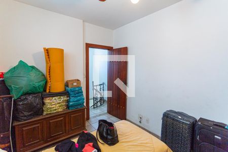 Casa à venda com 550m², 5 quartos e 7 vagas Casa à venda com 550m², 5 quartos e 7 vagasQuarto de Serviço