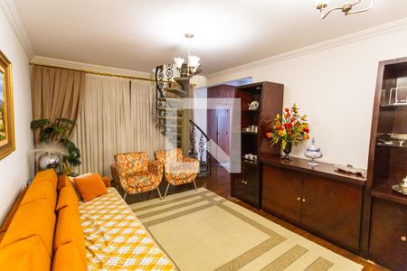 Casa à venda com 550m², 5 quartos e 7 vagas Casa à venda com 550m², 5 quartos e 7 vagasSala 4