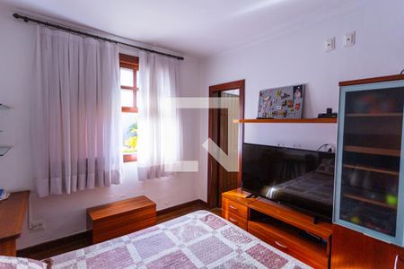 Casa à venda com 550m², 5 quartos e 7 vagas Casa à venda com 550m², 5 quartos e 7 vagasSuíte 3