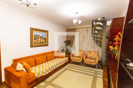 Casa à venda com 550m², 5 quartos e 7 vagas Casa à venda com 550m², 5 quartos e 7 vagasSala 4