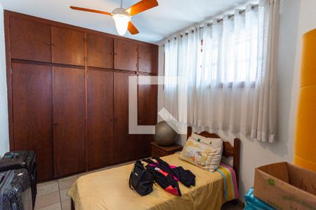 Casa à venda com 550m², 5 quartos e 7 vagas Casa à venda com 550m², 5 quartos e 7 vagasQuarto de Serviço