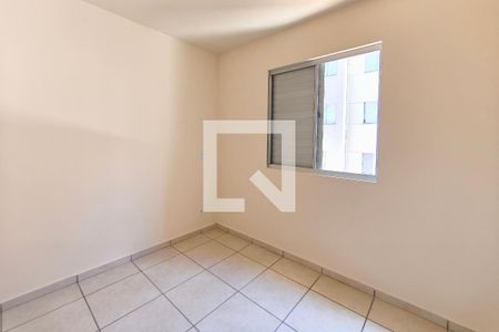 Quarto 2 de apartamento para alugar com 2 quartos, 55m² em Residencial Cosmos, Campinas